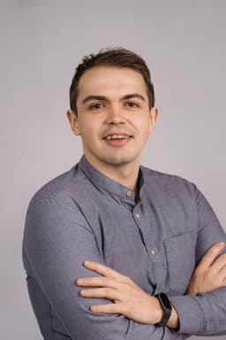 Олег Демьянов