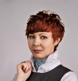 Елена Слётова
